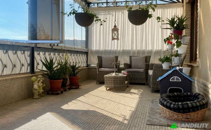 Односімейний будинок продаж Sv Sv Konstantin Elena. Фото#4