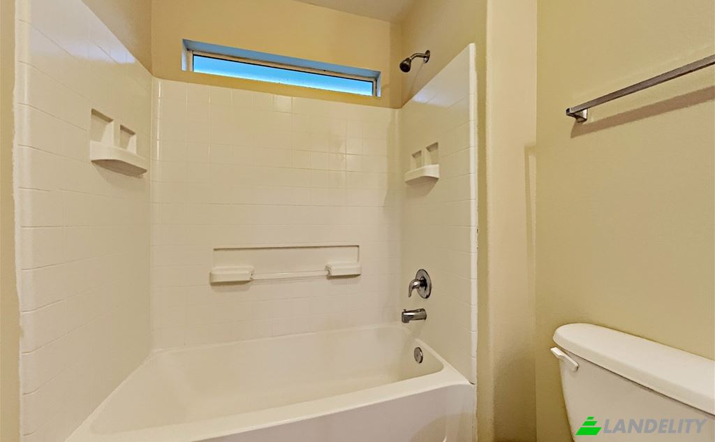 Single Family Home for Rent Lakeview Trail, McQueeney, Guadalupe County, Texas, United States, TX 78123, USA. Photo 5