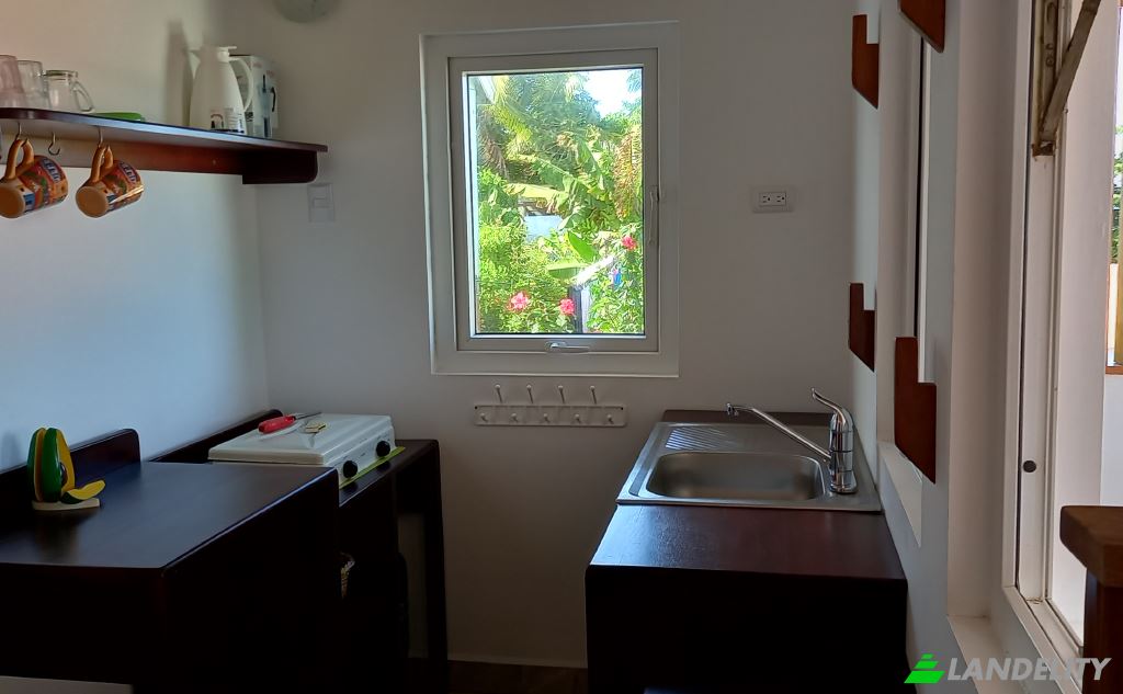 Single Family Home for Sale Barrio Sally Peachy, Little Hill, next to Fay Downs, Corn Island 82100, Corn Islands, South Caribbean Coast Autonomous Region, Nicaragua. Photo 9