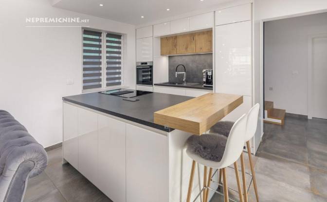 Villa for Sale Cesta Ivana Starca 4i, 6000 Koper. Photo#10