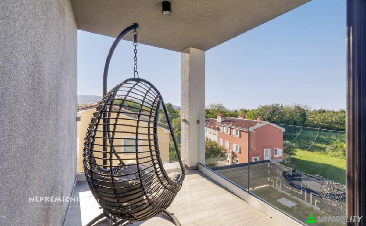 Villa for Sale Cesta Ivana Starca 4i, 6000 Koper, Prade, Koper, Slovenia. Photo 16