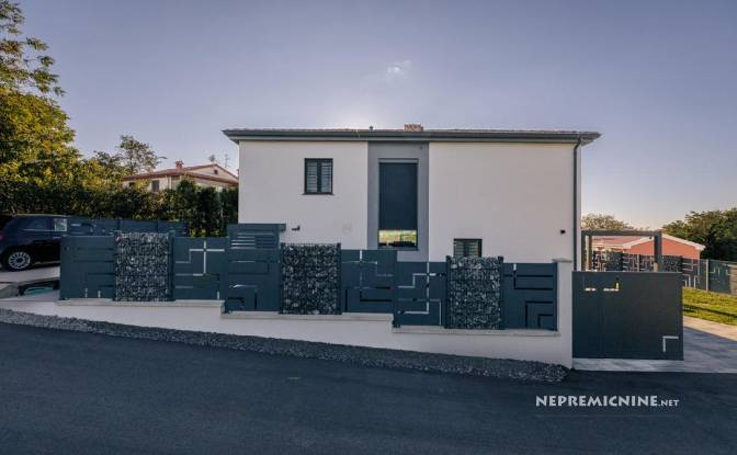 Villa for Sale Cesta Ivana Starca 4i, 6000 Koper. Photo#2