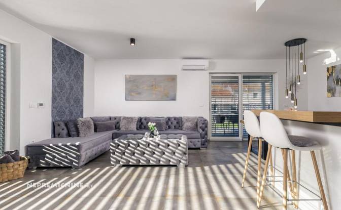 Villa for Sale Cesta Ivana Starca 4i, 6000 Koper. Photo#9