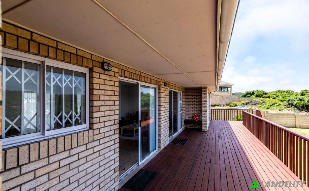 Single Family Home for Sale Zaminyama Dr, East London, Buffalo City Metropolitan Municipality, Eastern Cape, South Africa. Photo 6