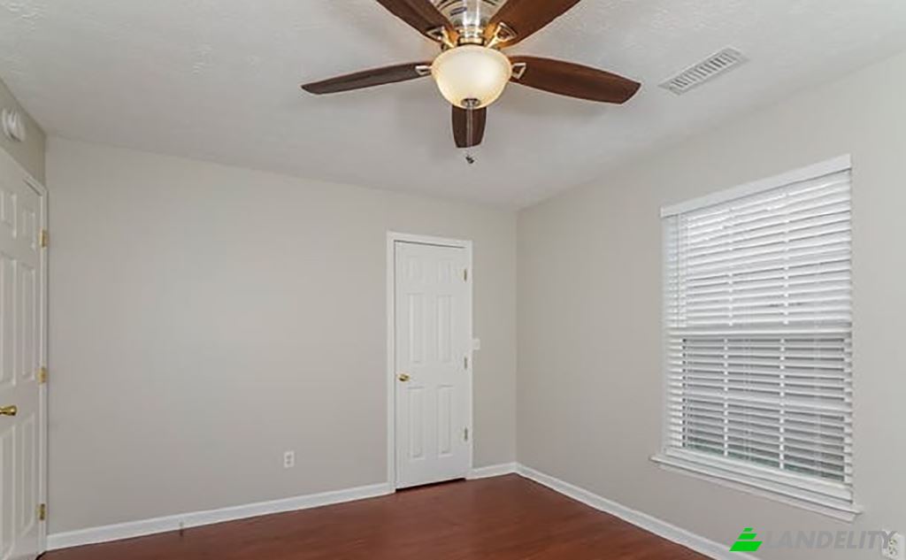 Single Family Home for Rent Dumesnil St, Louisville, Jefferson County, Kentucky, United States, KY 40211, USA. Photo 9