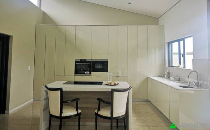 Single Family Home for Sale Reno St, Eldo View. Photo#5