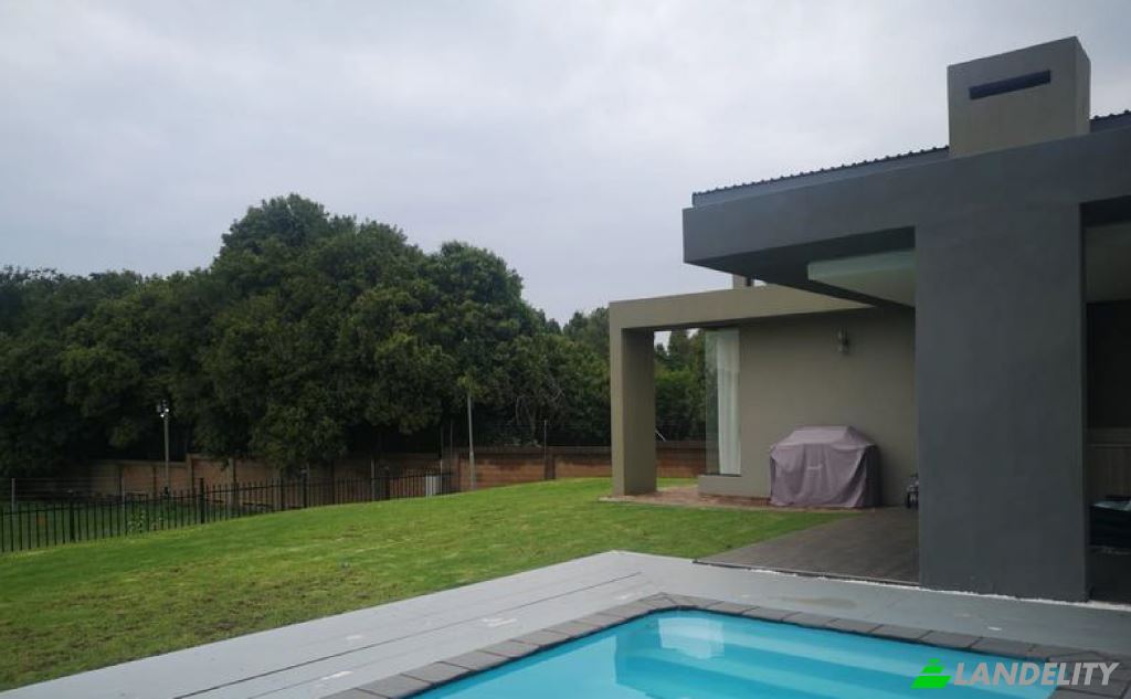 Single Family Home for Sale Reno St, Eldo View, Centurion, City of Tshwane Metropolitan Municipality, Gauteng, South Africa. Photo 7