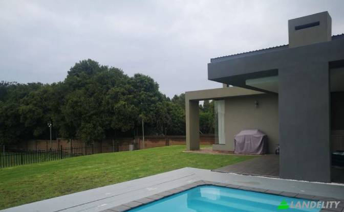 Single Family Home for Sale Reno St, Eldo View. Photo#7