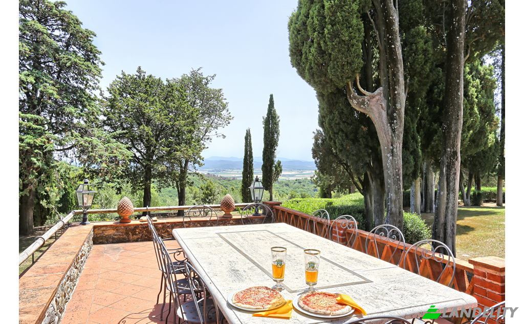 Single Family Home for Sale Via di Fontanella, 57021 Campiglia Marittima LI, Campiglia Marittima, Province of Livorno, Tuscany, Italy. Photo 17
