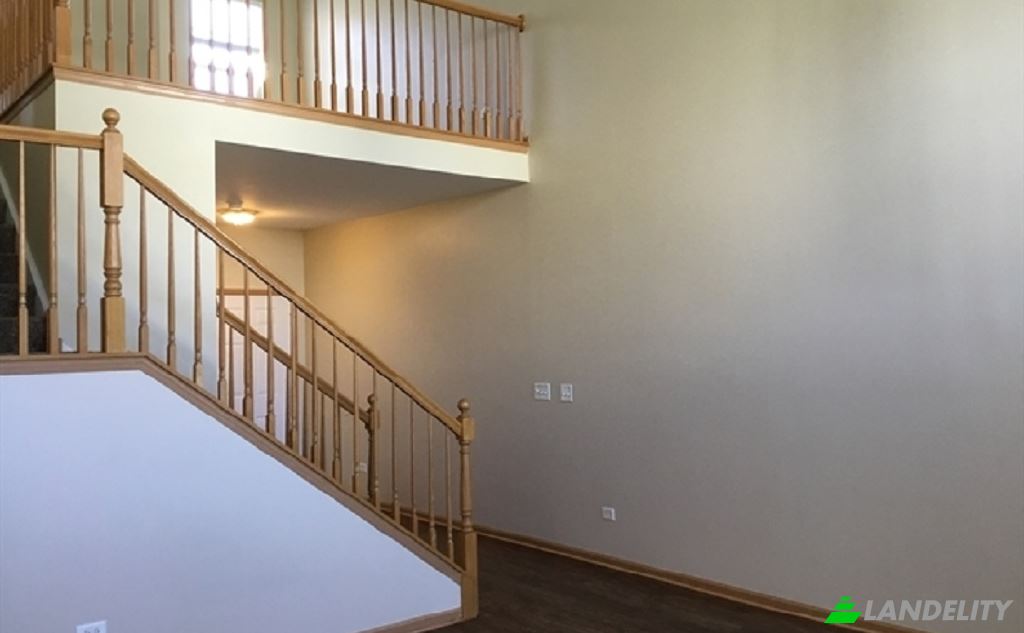 Single Family Home for Rent 21557 Eich Dr, Crest Hill, Will County, Illinois, United States, IL 60403, USA. Photo 10