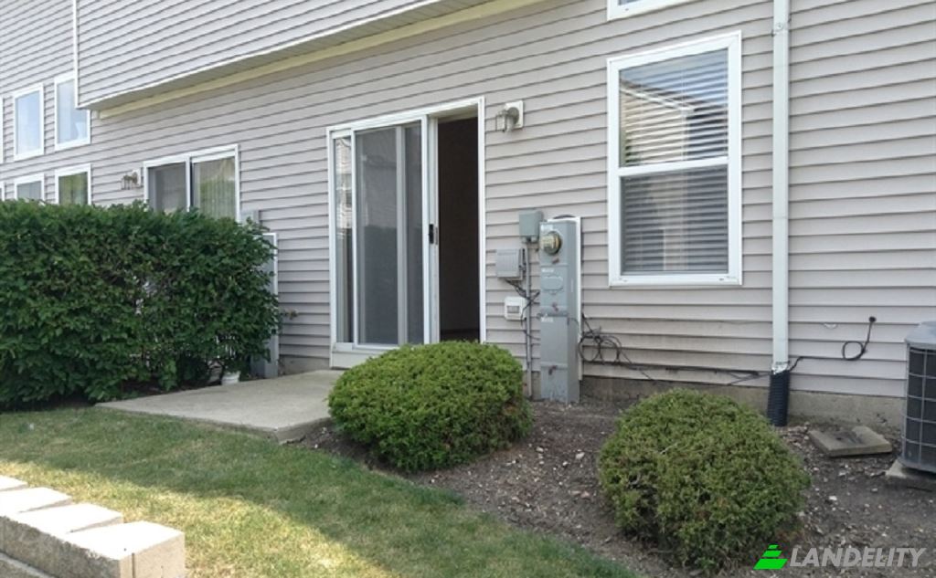 Single Family Home for Rent 21557 Eich Dr, Crest Hill, Will County, Illinois, United States, IL 60403, USA. Photo 11