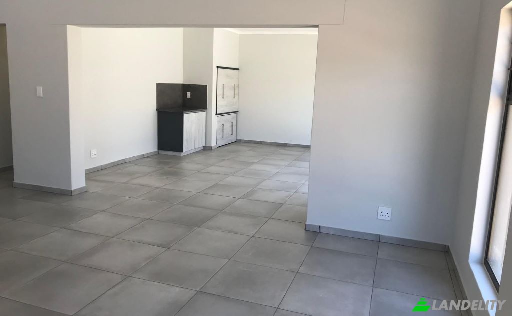 Single Family Home for Sale Topaz St, Hentiesbaai, Erongo Region, Namibia. Photo 13