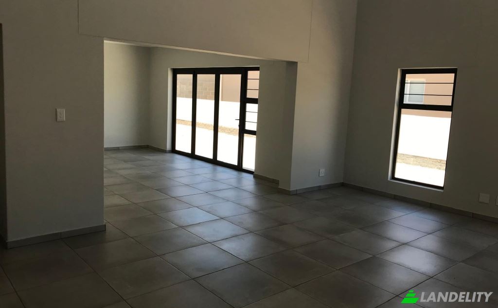 Single Family Home for Sale Topaz St, Hentiesbaai, Erongo Region, Namibia. Photo 14