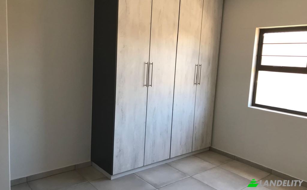 Single Family Home for Sale Topaz St, Hentiesbaai, Erongo Region, Namibia. Photo 4