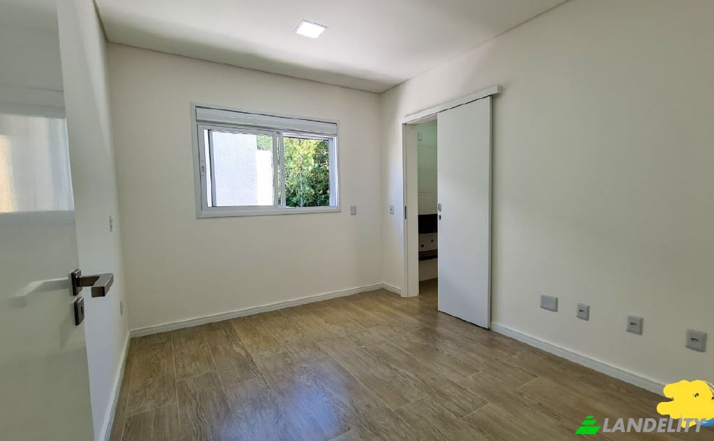 Single Family Home for Sale Servidao Ozima Joana da Cunha, Ingleses do Rio Vermelho, Florianopolis, State of Santa Catarina, Brazil, 88058. Photo 21