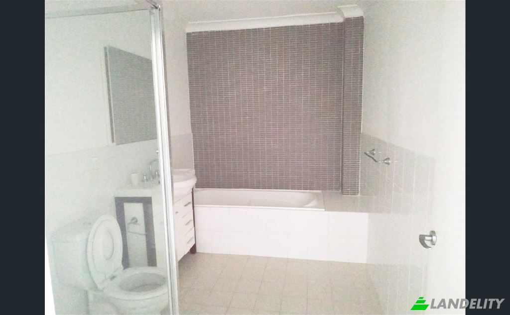 Квартира продаж Woodhouse Dr, Ambarvale NSW, Ambarvale, City of Campbelltown, New South Wales, Australia. Фото 6