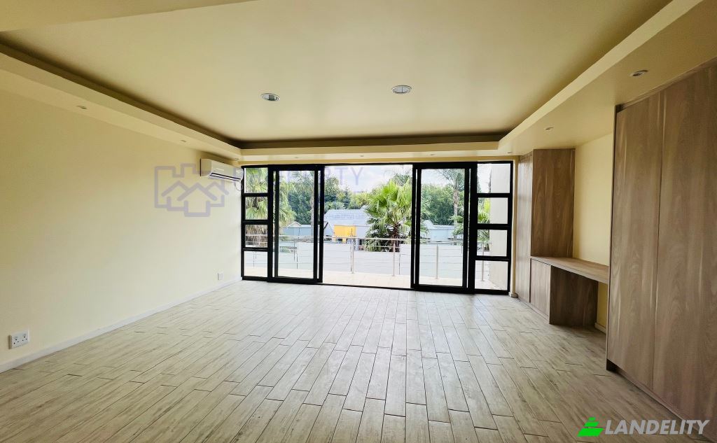 Single Family Home for Sale Syringa Ln, Bedfordview, Germiston, Ekurhuleni Metropolitan Municipality, Gauteng, South Africa. Photo 13