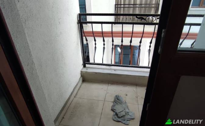 Appartement Te koop Yesilkent, Sk No:. Foto#2