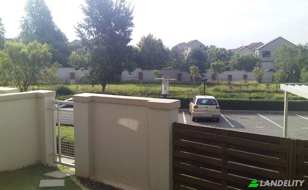 Apartment for Sale Greenwich Village, Rietfontein Ir, Sandton, City of Johannesburg Metropolitan Municipality, Gauteng, South Africa. Photo 3