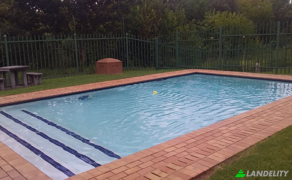 Apartment for Sale Mount Fletcher St, Paulshof, Sandton, City of Johannesburg Metropolitan Municipality, Gauteng, South Africa. Photo 21