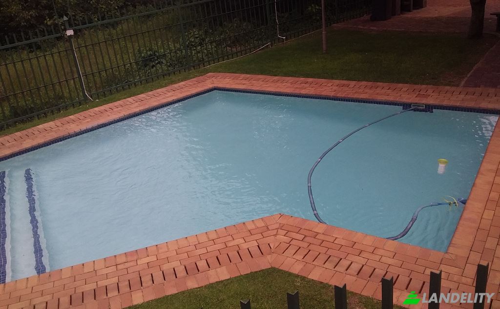 Apartment for Sale Mount Fletcher St, Paulshof, Sandton, City of Johannesburg Metropolitan Municipality, Gauteng, South Africa. Photo 24