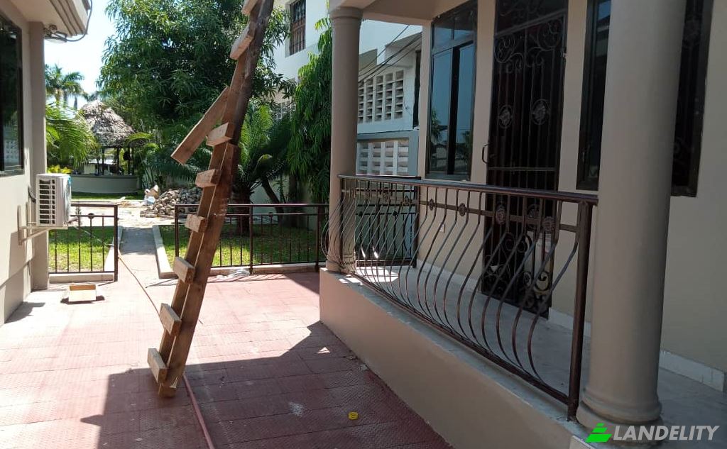 Single Family Home for Rent Dar es Salaam, Kinondoni, Dar es Salam, Tanzania. Photo 2