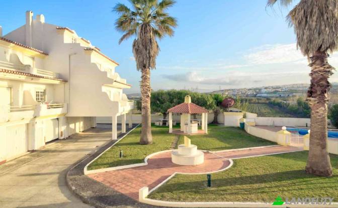 Single Family Home for Sale do Campismo, Lourinha. Photo#11 Single Family Home for Sale do Campismo, Lourinha. Photo#11