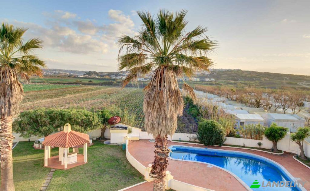 Single Family Home for Sale do Campismo, Lourinha, Lisbon, Portugal. Photo 2