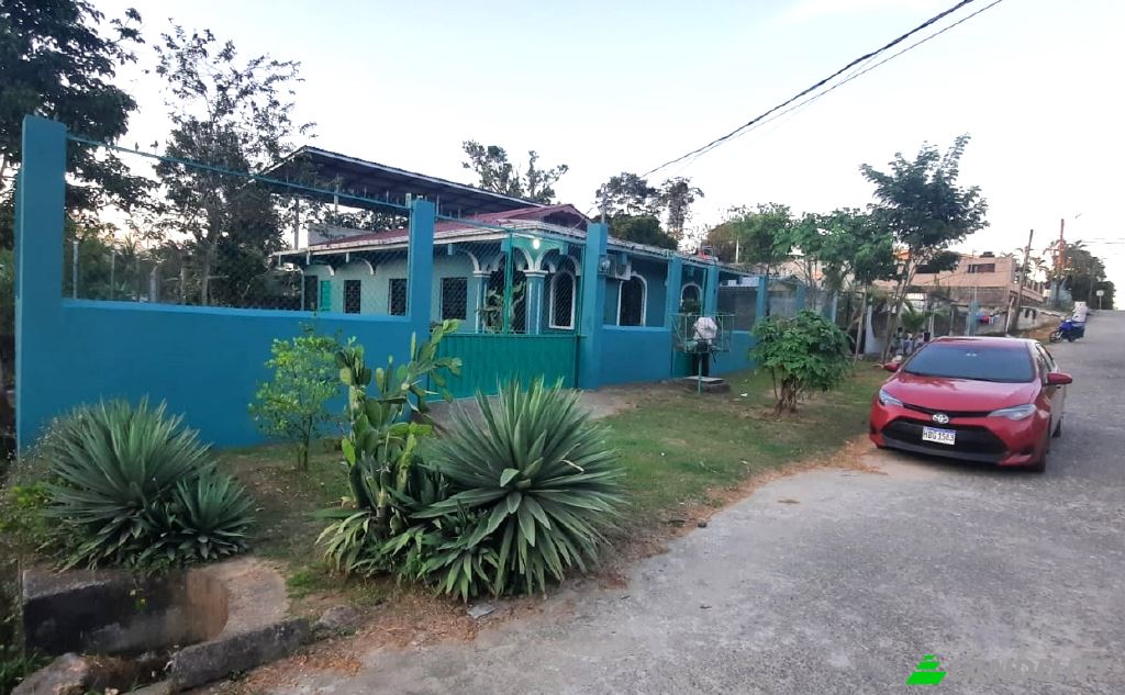 Single Family Home for Sale Tela, Atlantida Department, Honduras. Photo 2