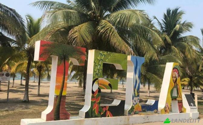 Single Family Home for Sale Tela. Photo#3