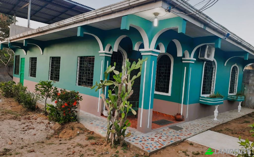 Single Family Home for Sale Tela, Atlantida Department, Honduras. Photo 5