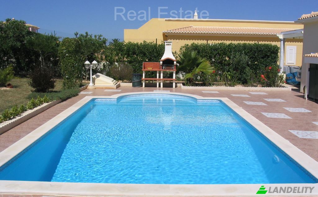 Single Family Home for Sale Rainha Dona Amelia, Parchal, Lagoa, Faro District, Portugal. Photo 1