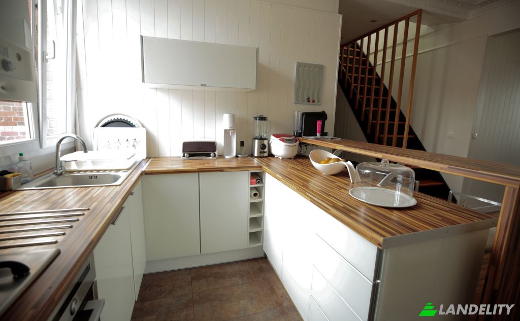 Apartment for Sale Rue Jules Guesde, 92300 Levallois-Perret, Levallois-Perret, Hauts-de-Seine, Ile-de-France, France. Photo 2