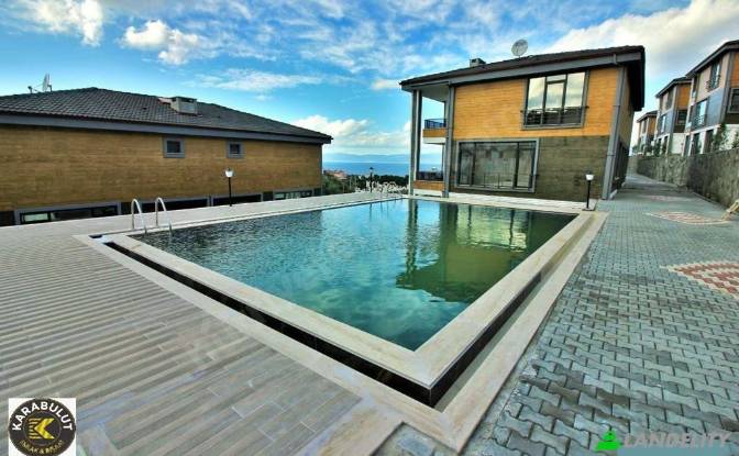 Single Family Home for Sale Pelitkoy. Photo#21