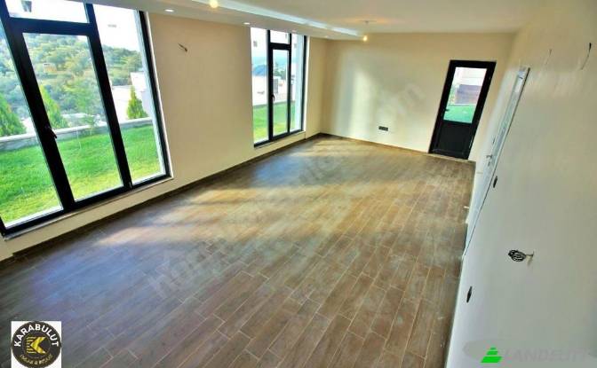 Single Family Home for Sale Pelitkoy. Photo#5