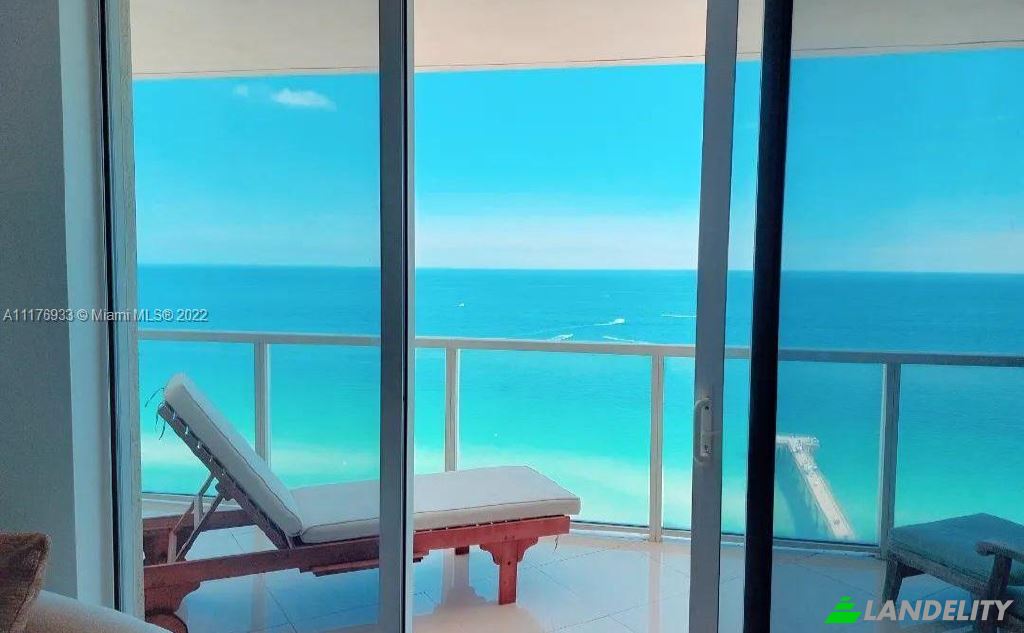 Apartment for Sale Sunny Isles Blvd, Sunny Isles Beach, Miami-Dade County, Florida, United States, FL 33160, USA. Photo 2