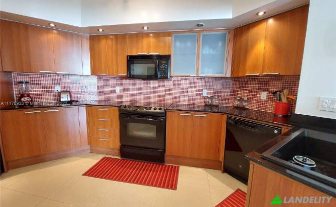 Apartment for Sale Sunny Isles Blvd. Photo#5 Apartment for Sale Sunny Isles Blvd. Photo#5