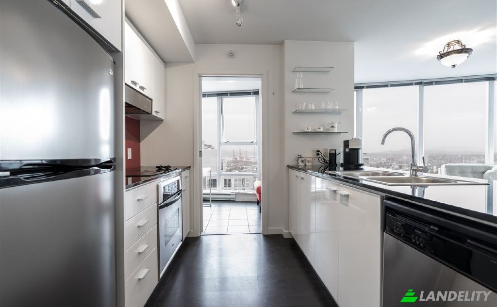 Apartment for Rent Haywood Ave, West Vancouver, Metro Vancouver, British Columbia, Canada. Photo 7