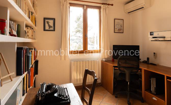 Villa for Sale 79 Chem de Font de Ribeau. Photo#13 Villa for Sale 79 Chem de Font de Ribeau. Photo#13
