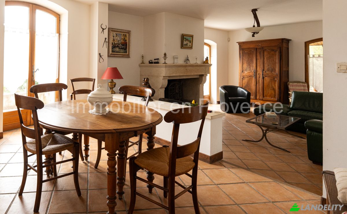Villa for Sale 79 Chem de Font de Ribeau, 84220 Murs, Murs, Vaucluse, Provence-Alpes-Cote dAzur, France. Photo 5