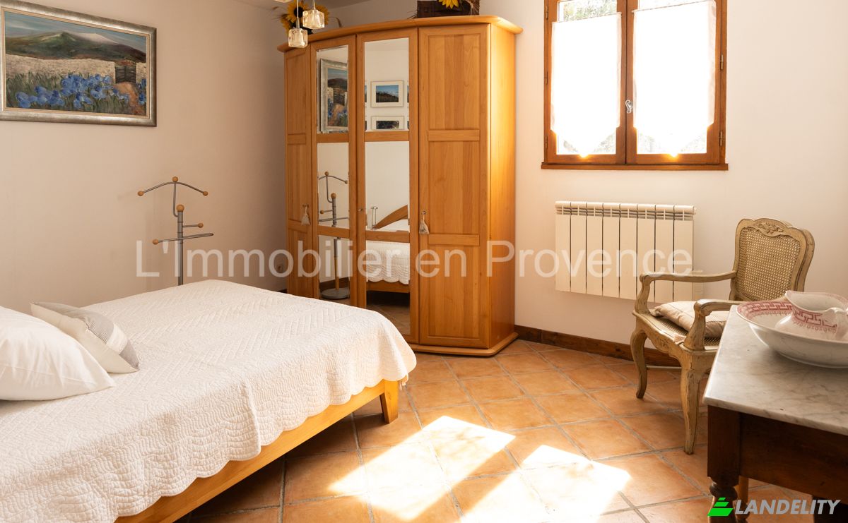 Villa for Sale 79 Chem de Font de Ribeau, 84220 Murs, Murs, Vaucluse, Provence-Alpes-Cote dAzur, France. Photo 9