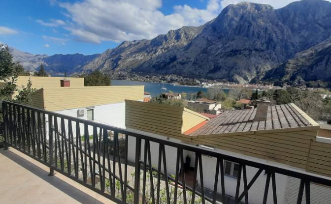 Villa for Sale P22, Skaljari, Kotor Municipality. Photo#5 Villa for Sale P22, Skaljari, Kotor Municipality. Photo#5
