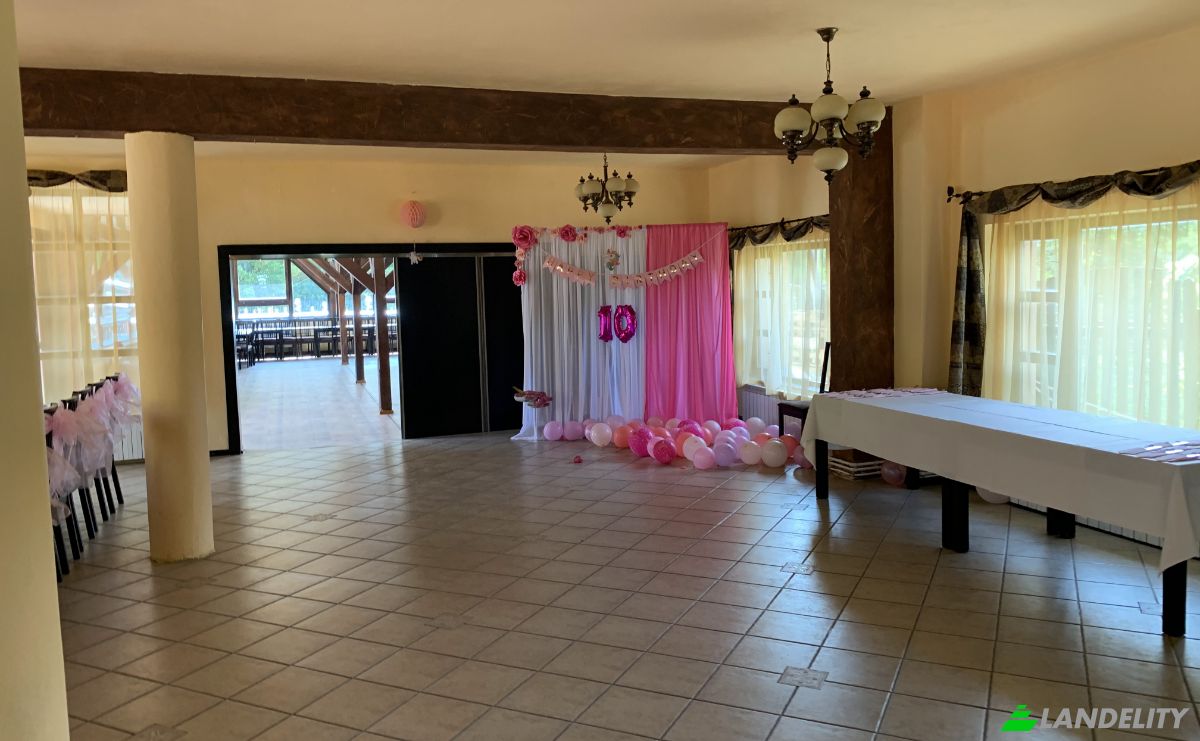 Hotel for Sale DJ121A, Valea Crisului, Covasna County, Romania. Photo 4