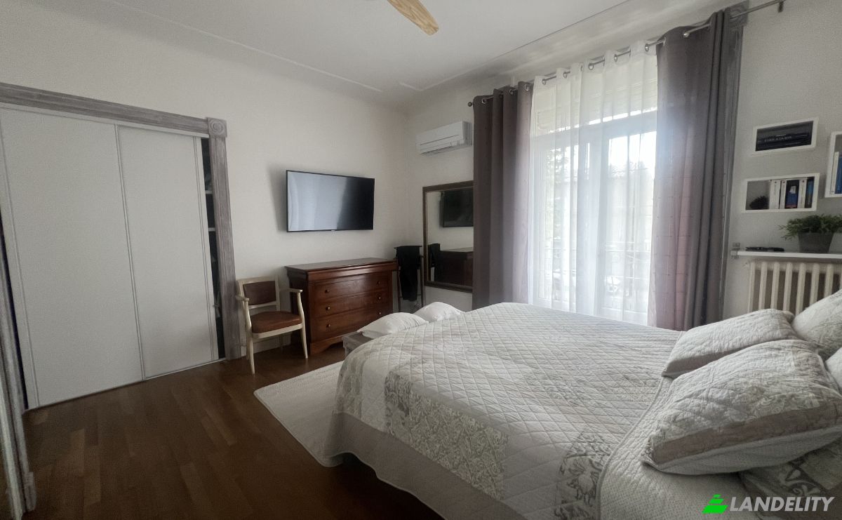 Single Family Home for Sale 193 Av du General Leclerc, 11000 Carcassonne, Carcassonne, Aude, Occitanie, France. Photo 5