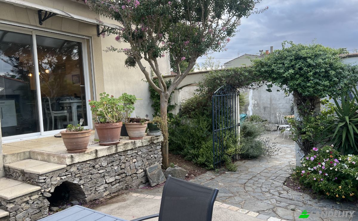 Single Family Home for Sale 193 Av du General Leclerc, 11000 Carcassonne, Carcassonne, Aude, Occitanie, France. Photo 9