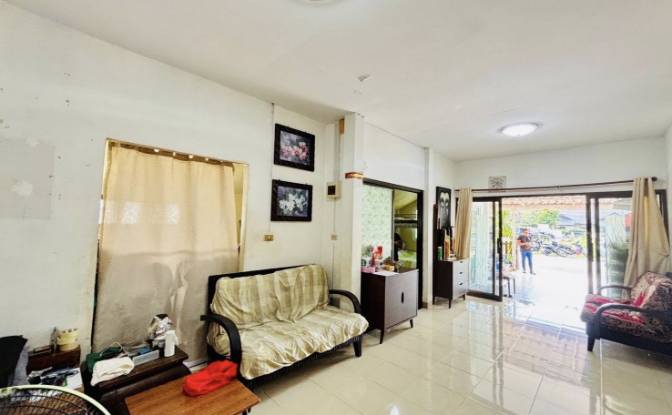 Townhouse for Sale Tambon Si Sunthon. Photo#5