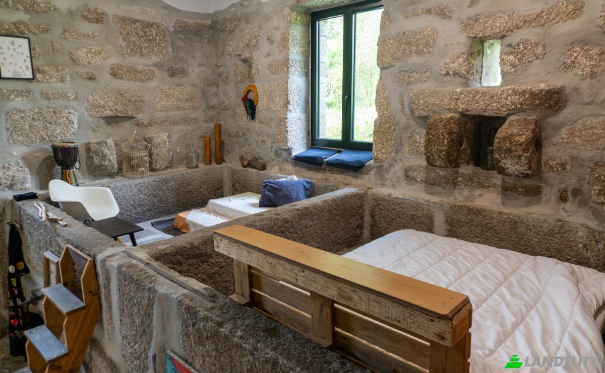 Farm/Ranch for Sale Avenida Sao Joao Baptista 272, 4800-405 Casteloes, Casteloes, Guimaraes, Braga, Portugal. Photo 7