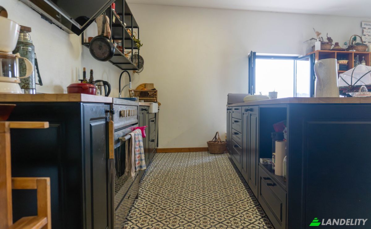 Farm/Ranch for Sale Avenida Sao Joao Baptista 272, 4800-405 Casteloes, Casteloes, Guimaraes, Braga, Portugal. Photo 6