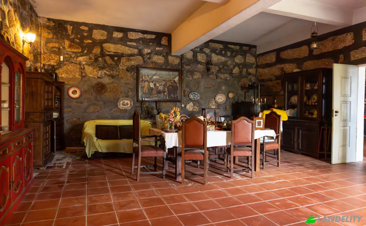 Townhouse for Sale Av Padre Antonio Ferrera 79, 4770 Mogege, Ronfe, Vila Nova de Famalicao, Braga, Portugal. Photo 17