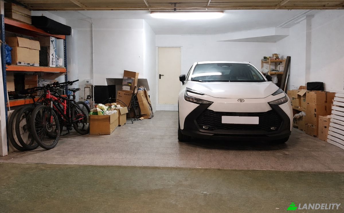 Townhouse for Sale Carrer de Tamarit, Gava, Barcelona, Catalonia, Spain. Photo 8
